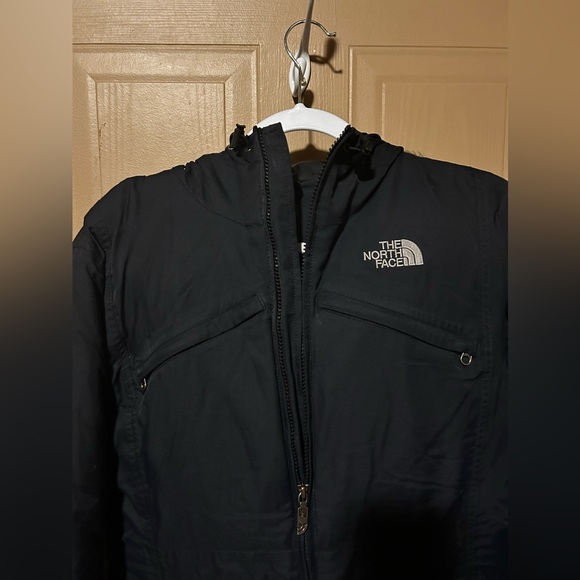 The north face parka in black medium - Picture 3 of 5